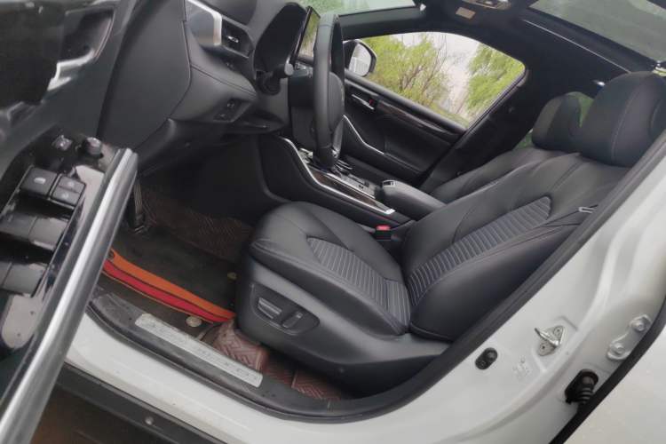 Used Toyota Crown Land Cruiser 2023 2.5L HEV Four-Wheel Drive Prestige Edition
