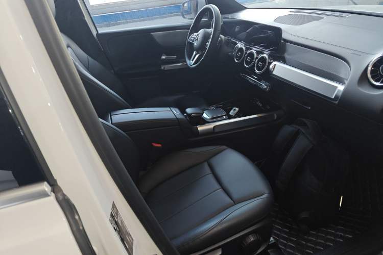 Used Mercedes-Benz GLB 2022 Second Facelift GLB 200 Dynamic Edition
