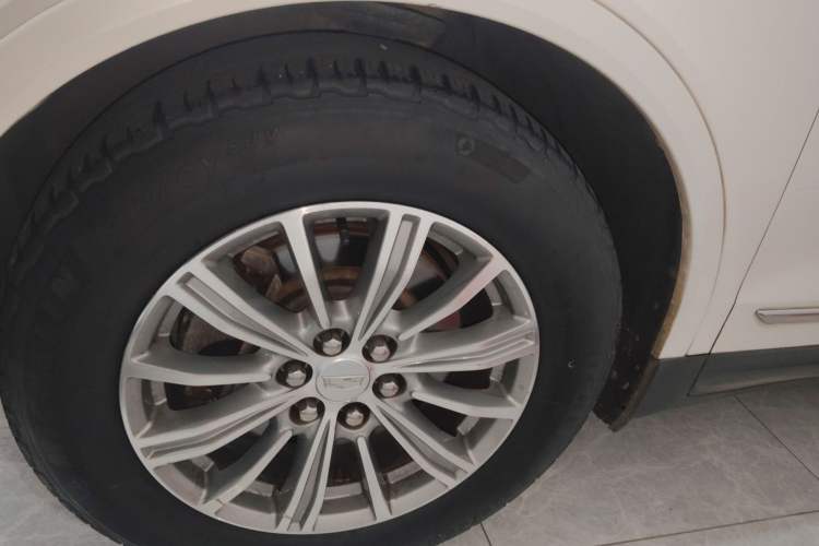 Used Cadillac XT5 2016 25T Luxury Model
