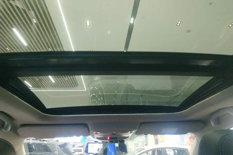 Used Renault Koleos 2017 2.0L Two-Wheel Drive Luxury Edition