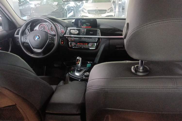 Used BMW 3 Series 2018 320Li Fashion Model
