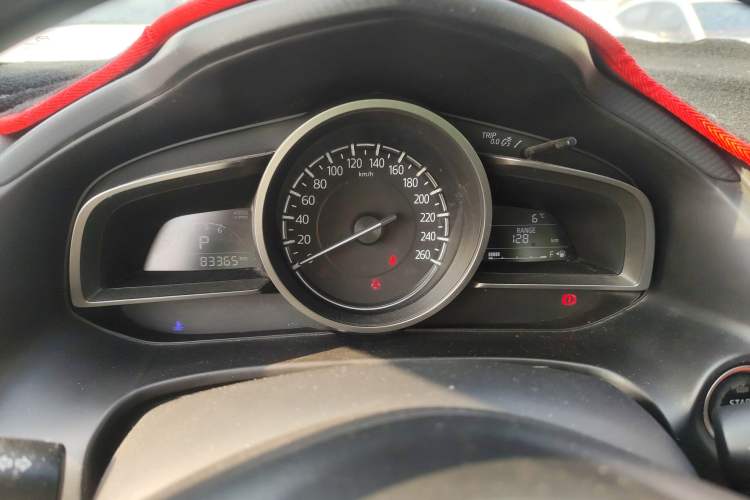 Used Mazda Mazda 3 Axela 2017 Sedan 1.5L Automatic Comfort Model Emission Standard China V
