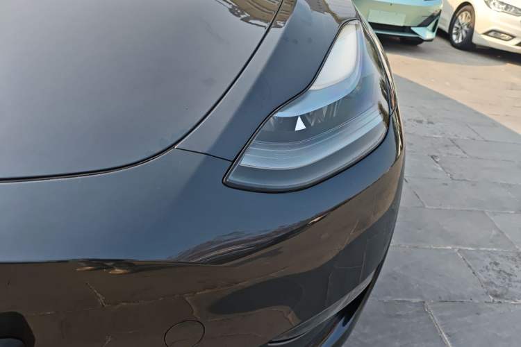 Used Tesla Model Y 2024 Long-Range All-Wheel-Drive Version
