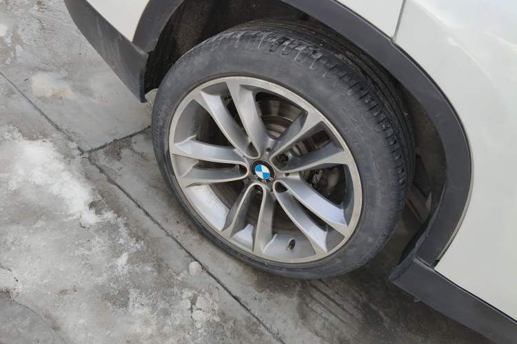 Used BMW X1 2015 sDrive18i Leading Edition