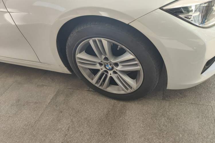 Used BMW 3 Series 2016 320Li Fashion Model
