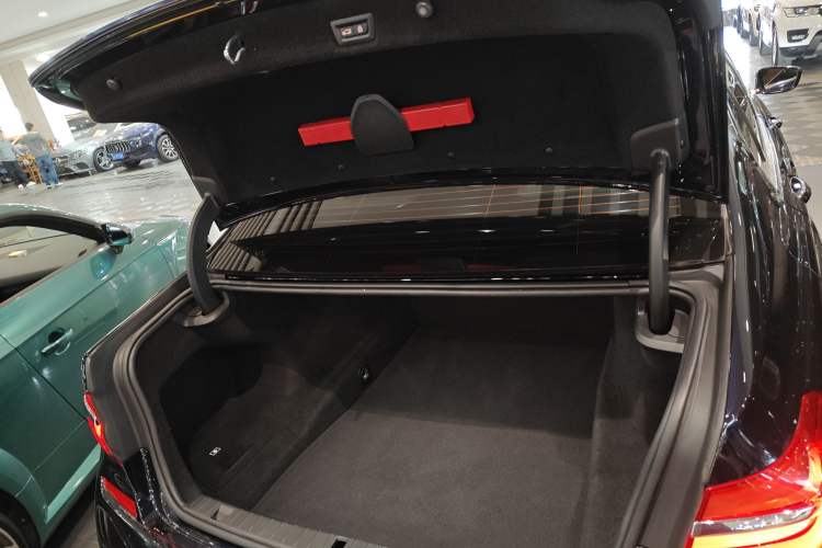 Used BMW 7 Series 2018 730Li Leading Model M Sport Package