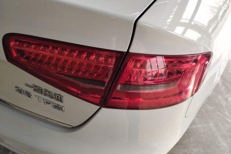 Used Audi A4L 2015 35 TFSI Automatic Standard Model
