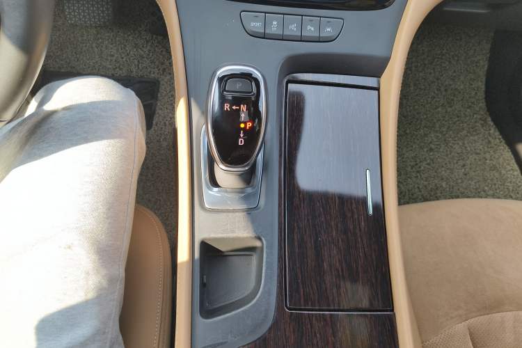 Used Buick LaCrosse 2016 20T Luxury Model
