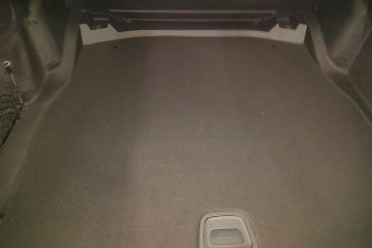 Used Mercedes-Benz E-Class 2019 E 300 L Luxury Model