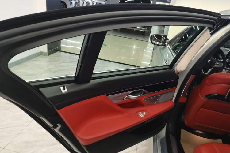 Used BMW 7 Series 2018 740Li xDrive Luxury Edition M Sport Package
