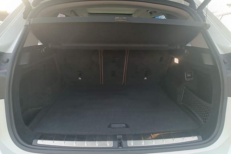 Used BMW X1 2018 sDrive18Li Luxury Model
