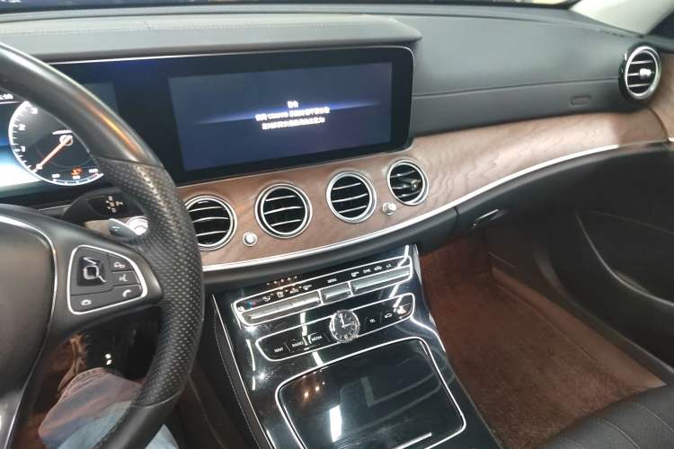 Used Mercedes-Benz E-Class 2016 E 300 L Luxury Model
