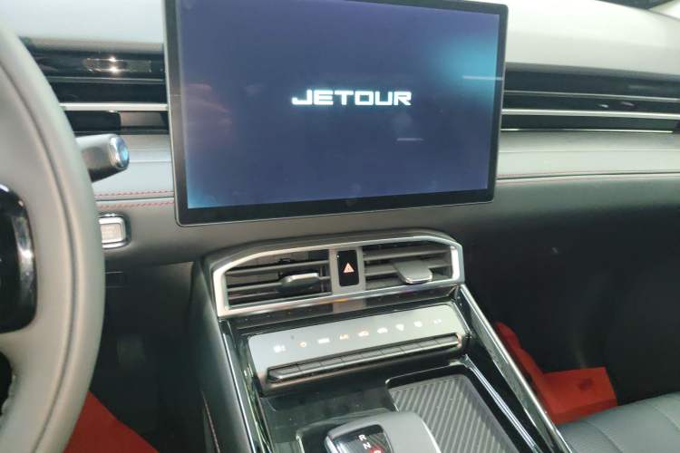 Used JETOUR Dashing 2025 1.5T DCT Luxury Edition