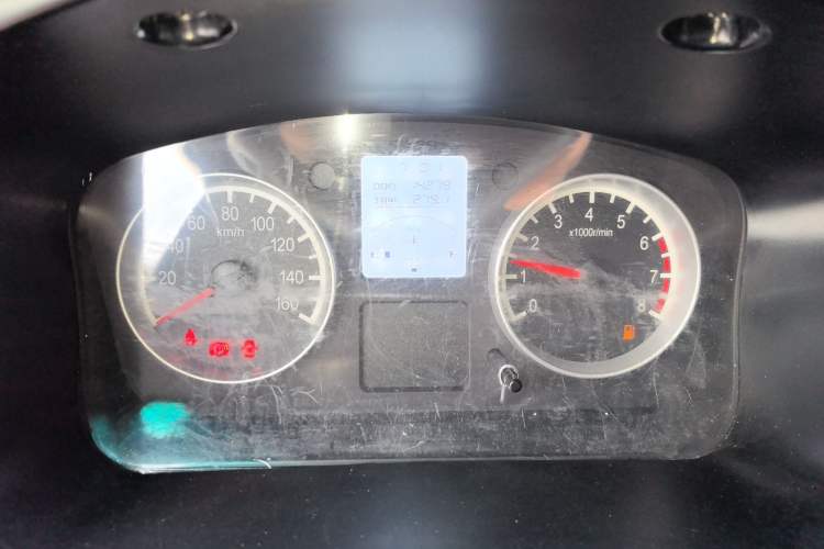 Used Jinbei Hiace X30 2021 1.5L Comfort Model Base Version (No Air Conditioning) Van China VI Standard SWC15M