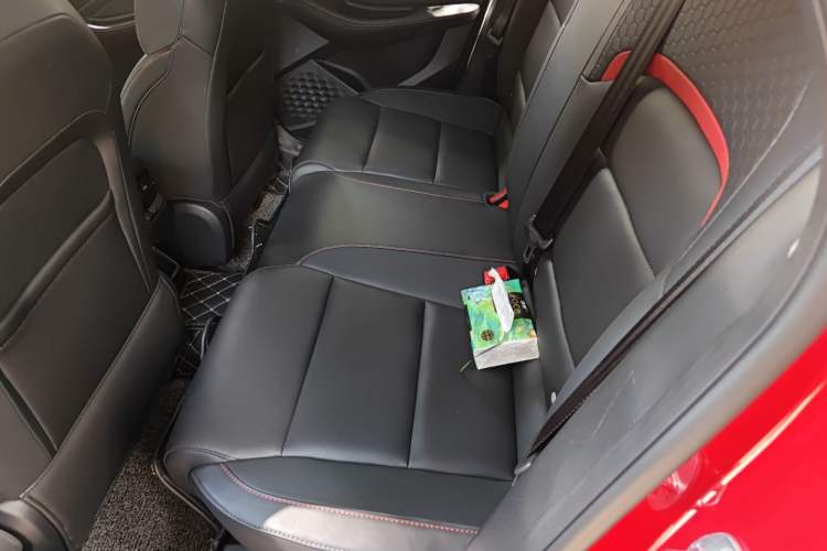 Used MG 5 2022 180 DVVT CVT Youth Luxury Edition
