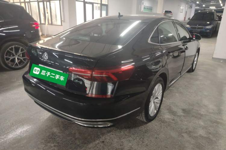 Used Volkswagen Passat 2020 330TSI Elite Edition China VI

