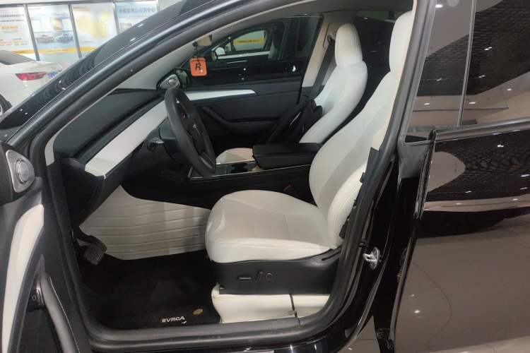 Used Tesla Model Y 2022 Rear-Wheel-Drive Version