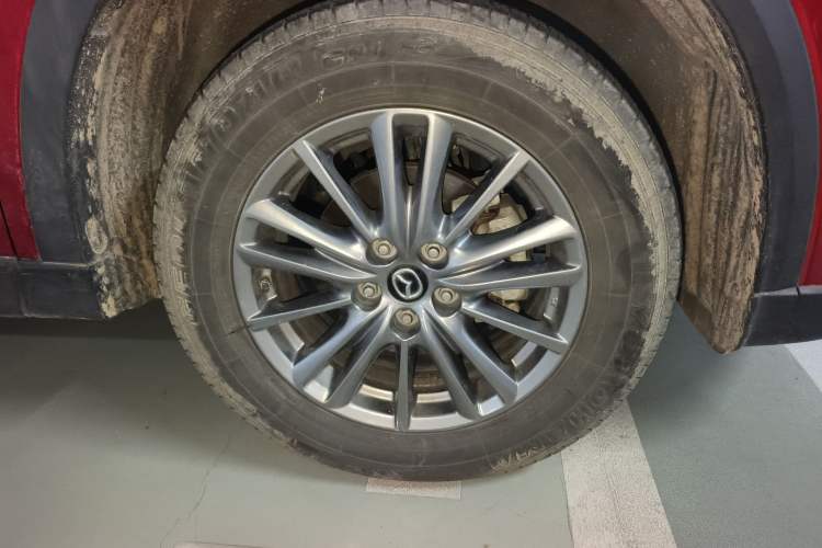 Used Mazda CX-5 2017 2.0L Automatic 2WD ZhiShang Trim China V Standard
