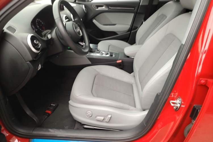 Used Audi A3 2019 Limousine 35 TFSI Fashion Edition China VI Emission Standard