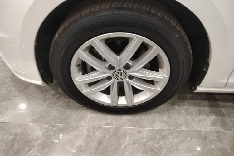 Used Volkswagen Golf 2019 1.6L Automatic Comfort Model China V Standard
