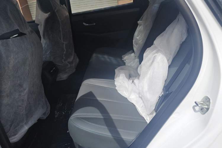 Used BYD Qin PLUS 2025 DM-i Smart Drive 55KM Leading Model
