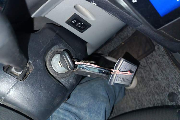 Used Soueast V3 Lingyue 2015 1.5L AMT Happiness Edition