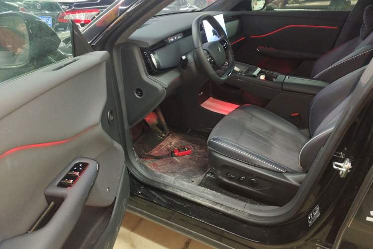 Used VOYAH COURAGE 2024 Four-Wheel Drive Global Edition
