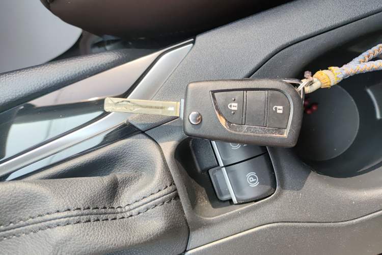 TDK.VehicleDetails.img