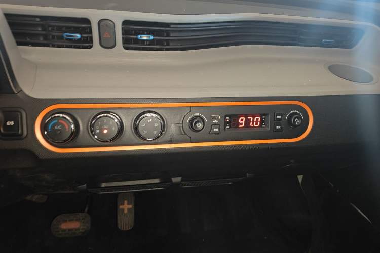 Used Wuling Hongguang MINIEV 2020 Enjoyment Model Lithium Iron Phosphate