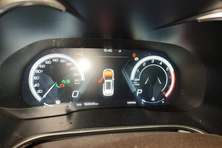 Used Wey VV6 2018 2.0T Two-Wheel-Drive Ultra-Luxury Version China V Standard