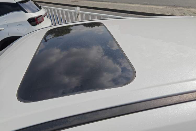 Used Oshan X5 2021 Revised Version 1.5T DCT Luxury Edition
