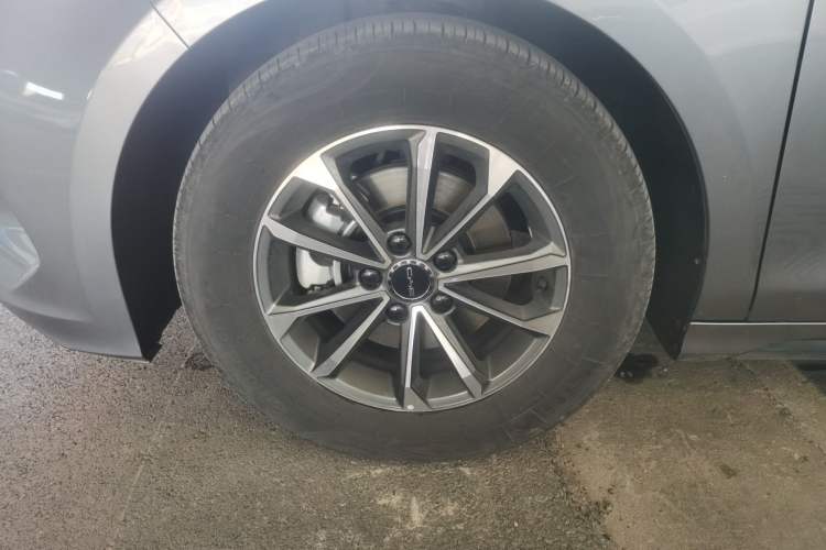 Used BYD Destroyer 05 2024 HONOR Edition DM-i 55KM Luxury Model
