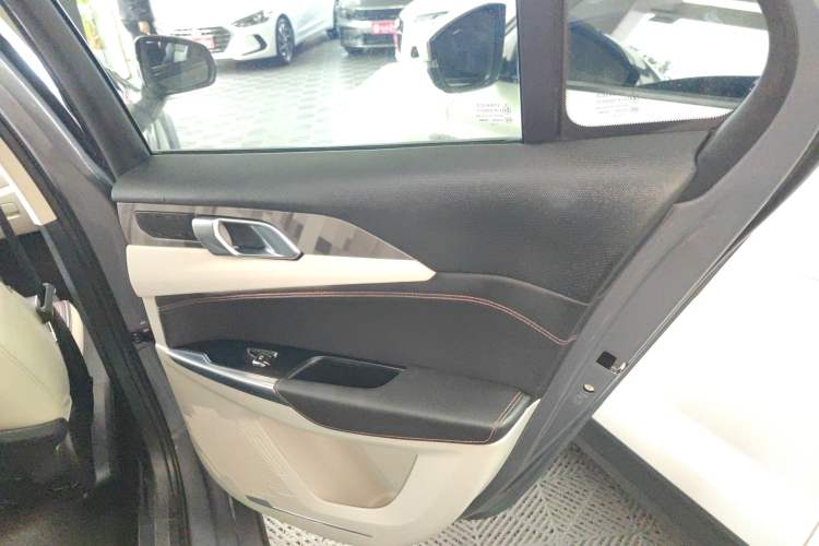 Used Lynk & Co 02 2018 1.5T DCT Two-Wheel Drive Zhaopu Version China V Standard