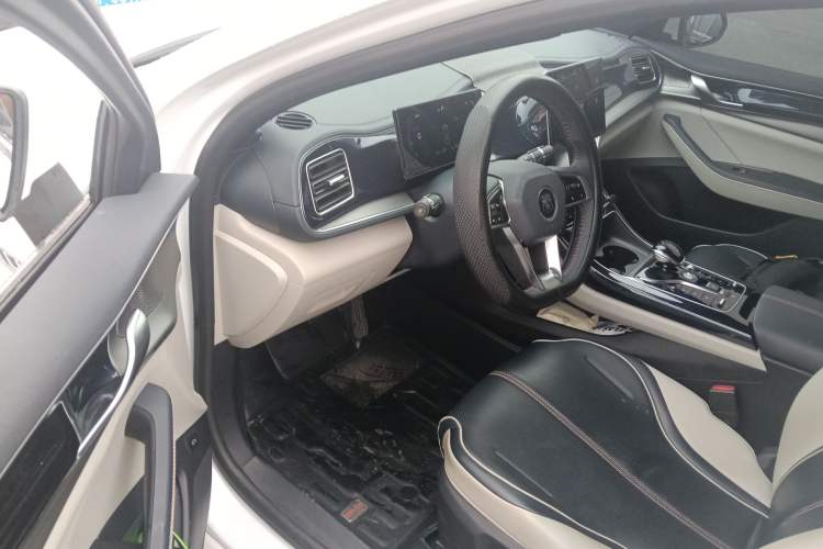 Used BYD Qin PLUS 2023 Champion Edition DM-i 120KM Leading Model
