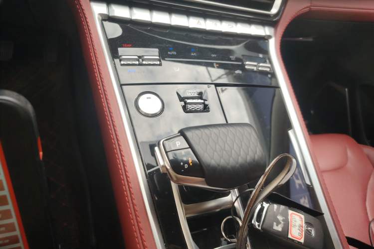 Used Changan CS85 COUPE 2021 1.5T DCT Luxury Edition
