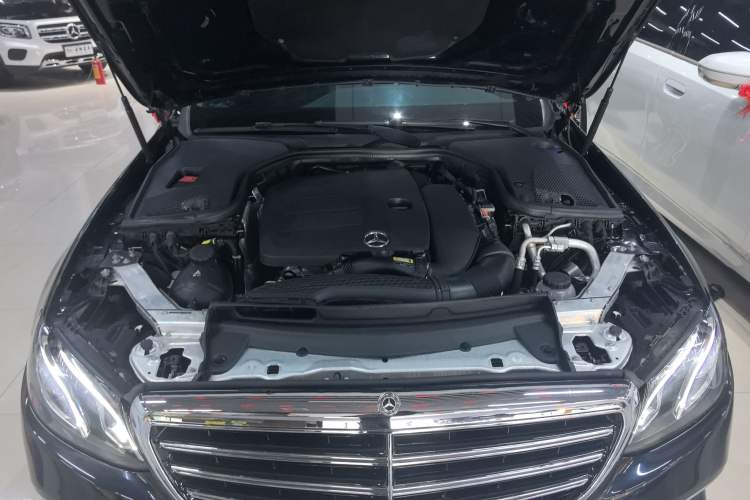 Used Mercedes-Benz E-Class 2020 Facelift E 260 L
