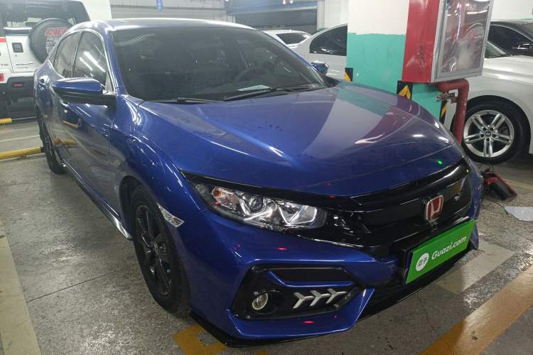 Used Honda Civic 2021 HATCHBACK 220TURBO CVT New Trendsetter
