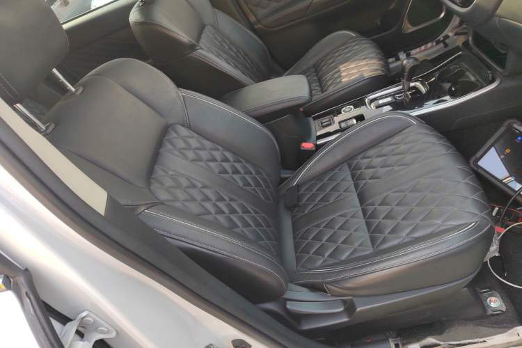 Used Mitsubishi Outlander 2021 2.4L 4x4 DynaDrive Edition 5 Seats