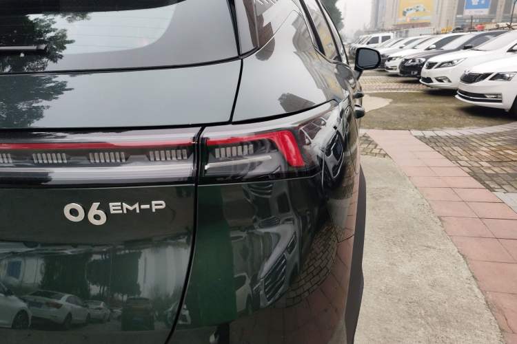 Used Lynk & Co 06 EM-P 2023 EM-P 126 Long-Range Halo
