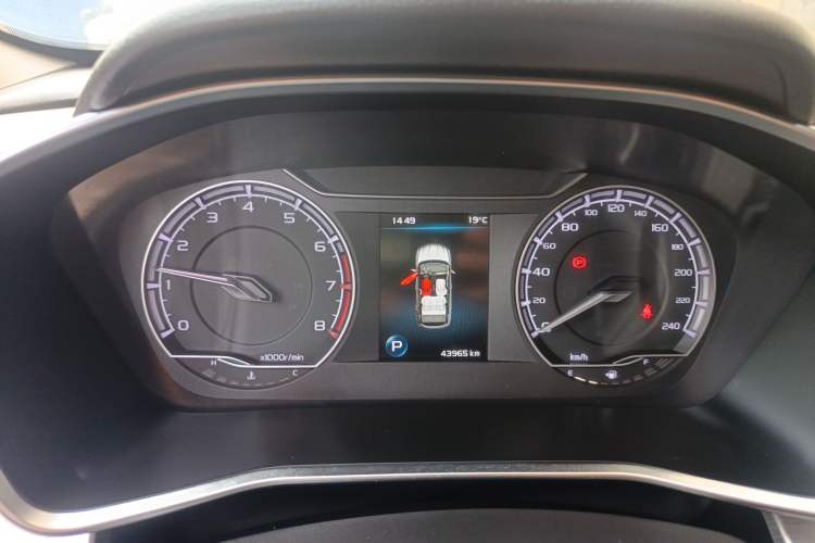 Used Geely Auto Coolray 2019 260T DCT Knight China VI Standard
