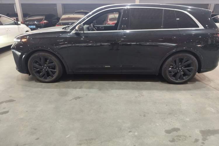 Used Li Auto L7 2023 Pro Model
