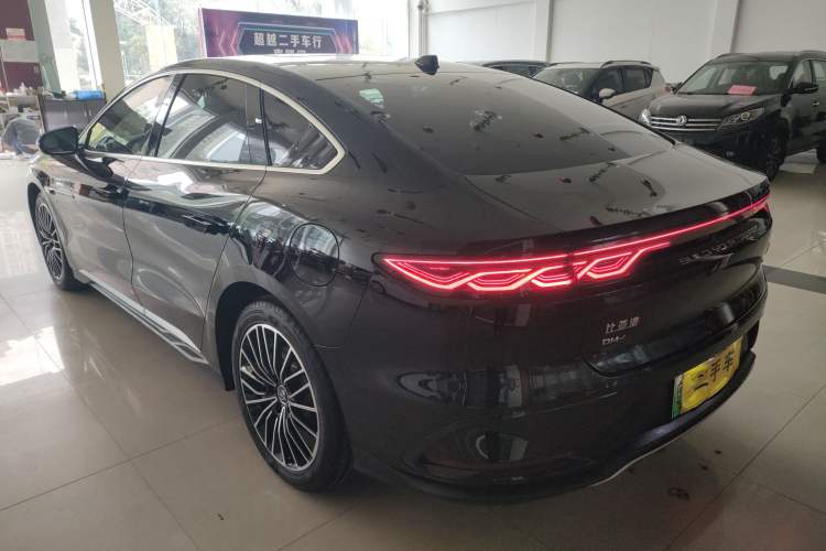 Used BYD Han 2025 DM-i Intelligent Driving Edition 125KM LiDAR Flagship Model
