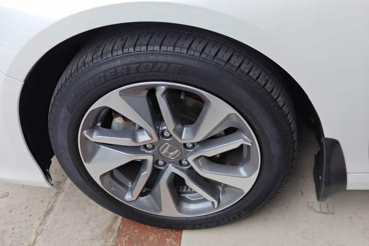 Used Honda Inspire 2019 260TURBO Elegant Edition China VI Emission Standard
