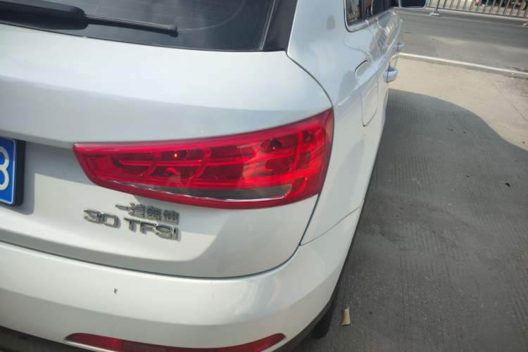 Used Audi Q3 2015 30 TFSI Ambition Edition