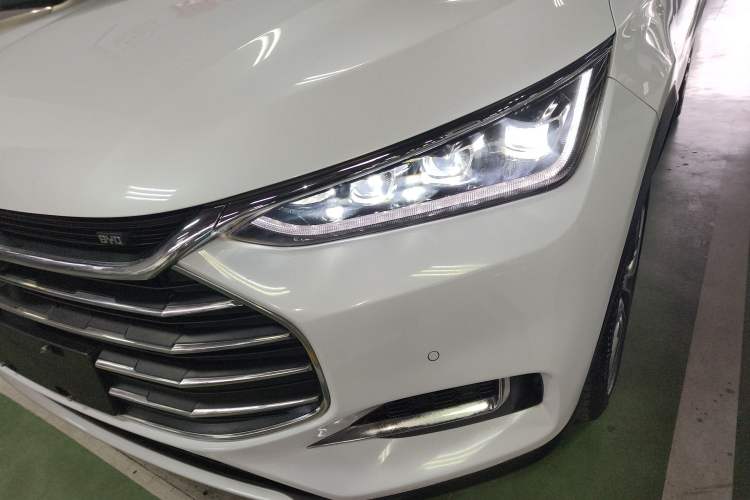 Used BYD Tang 2019 2.0T Automatic SmartConnect Prestige 7-Seater China VI Standard
