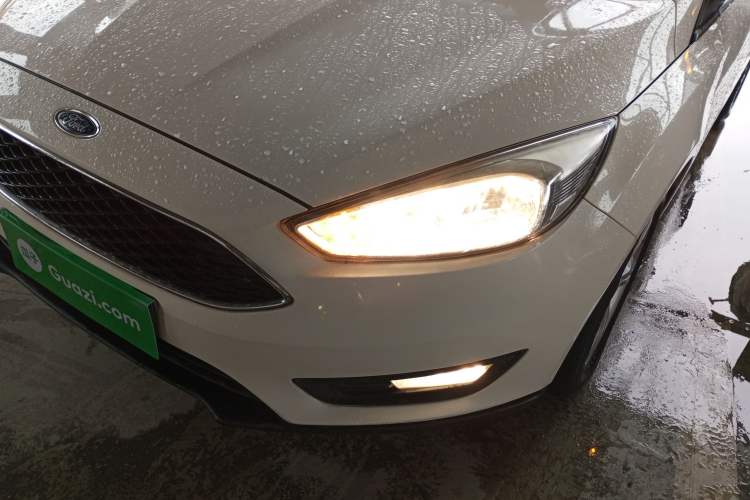 Used Ford Focus 2017 Hatchback 1.6L Automatic Comfort Plus SmartDrive Edition
