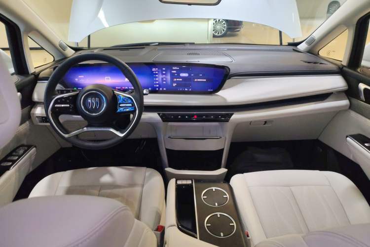 Used Buick GL8 New Energy 2024 Lu Zun Deluxe Edition 7-Seater
