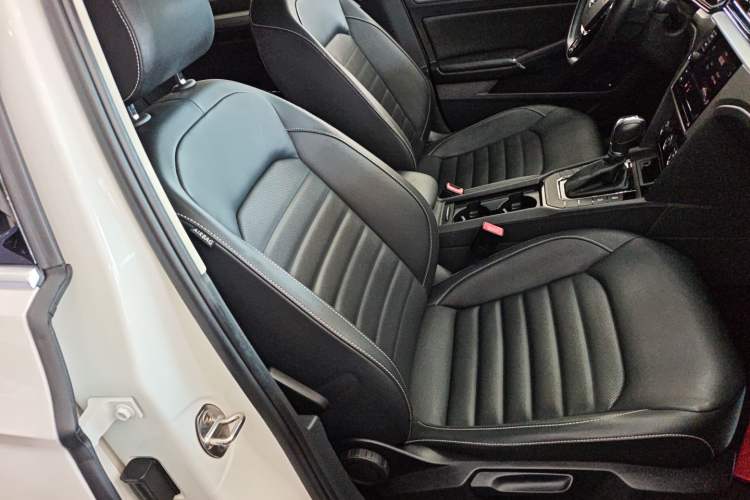 Used Volkswagen Lamando 2019 280TSI DSG Comfort Edition China VI standard
