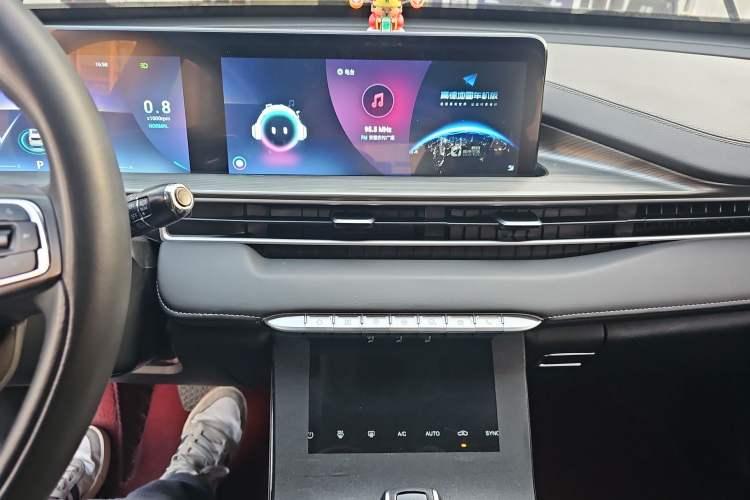 Used Chery Tiggo 8 PLUS 2022 290TGDI DCT Haoting Edition+
