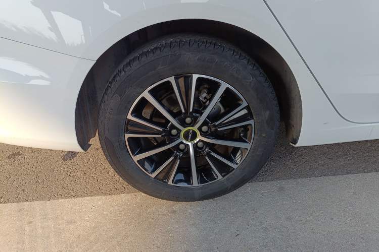 Used Roewe i5 2021 1.5L CVT Diamond Edition
